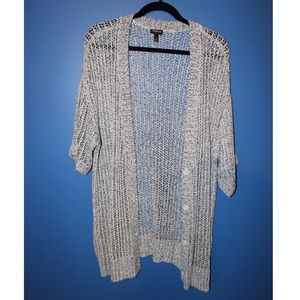 ❗️NWOT Torrid Short Sleeved Sweater❗️